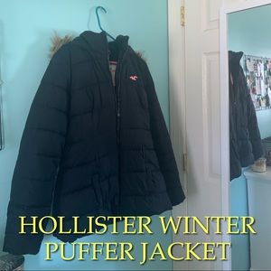 HOLLISTER WINTER PUFFER JACKET